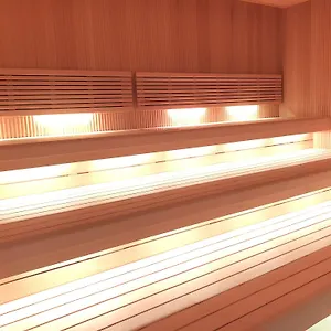 ** Hotel Capsule - Caters To Men Japon